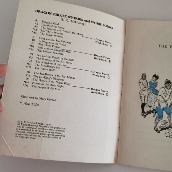 The White Wolf by Sheila K McCullagh Student Reader Book 1970s Dragons Pirates - Picture 4 of 7